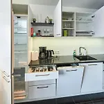 Kahe Magamistoaga Ja Suure Elutoaga 3-toaline Korter Vaatega Tallinna Aerikeskusele *