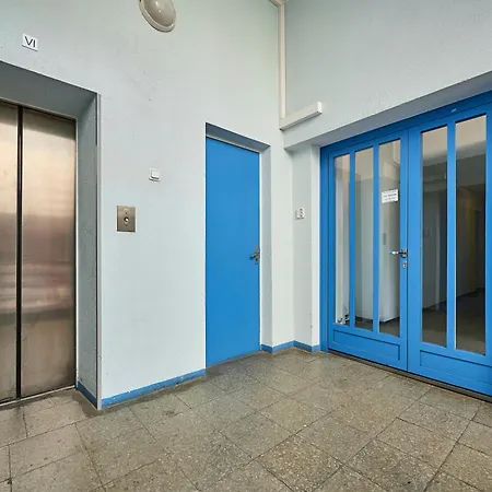 Kahe Magamistoaga Ja Suure Elutoaga 3-toaline Korter Vaatega Tallinna Aerikeskusele 塔林