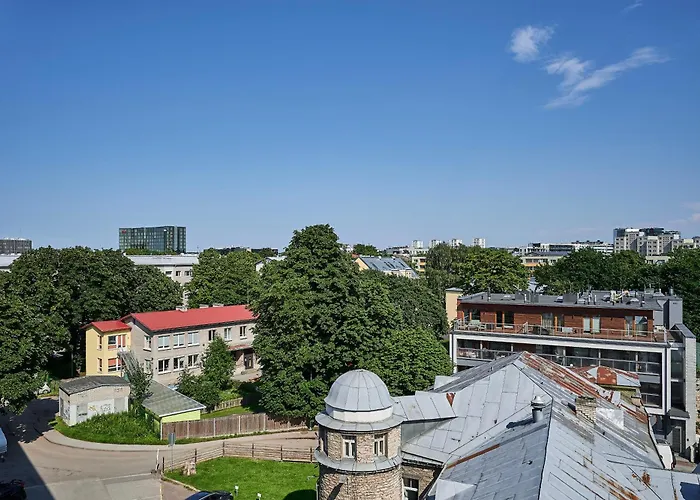 Kahe Magamistoaga Ja Suure Elutoaga 3-toaline Korter Vaatega Tallinna Aerikeskusele Appartement *