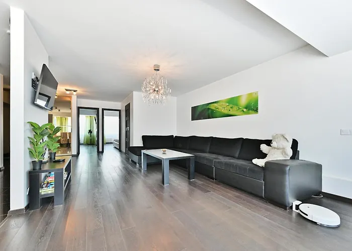 Kahe Magamistoaga Ja Suure Elutoaga 3-toaline Korter Vaatega Tallinna Aerikeskusele Apartament