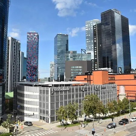 Kahe Magamistoaga Ja Suure Elutoaga 3-toaline Korter Vaatega Tallinna Aerikeskusele Apartment