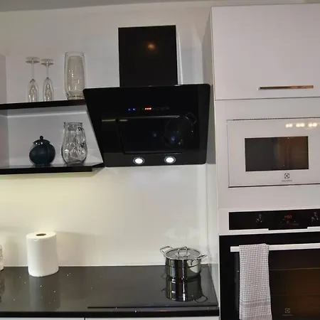 Apartment Kahe Magamistoaga Ja Suure Elutoaga 3-toaline Korter Vaatega Tallinna Aerikeskusele