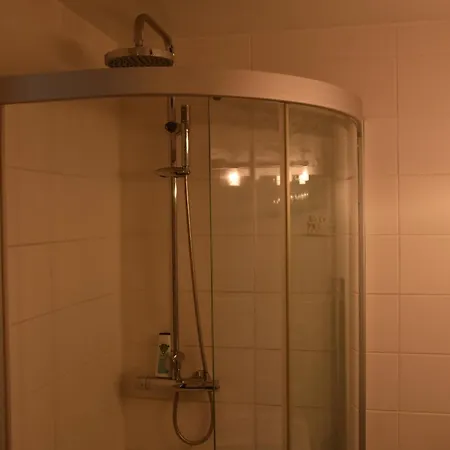 Kahe Magamistoaga Ja Suure Elutoaga 3-toaline Korter Vaatega Tallinna Aerikeskusele Apartment